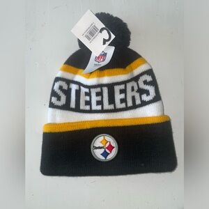 NFL TEAM APPAREL STEELERS HEADWEAR PITTSBURGH LOGO BEANIE STRIPE POM FOOTBALL